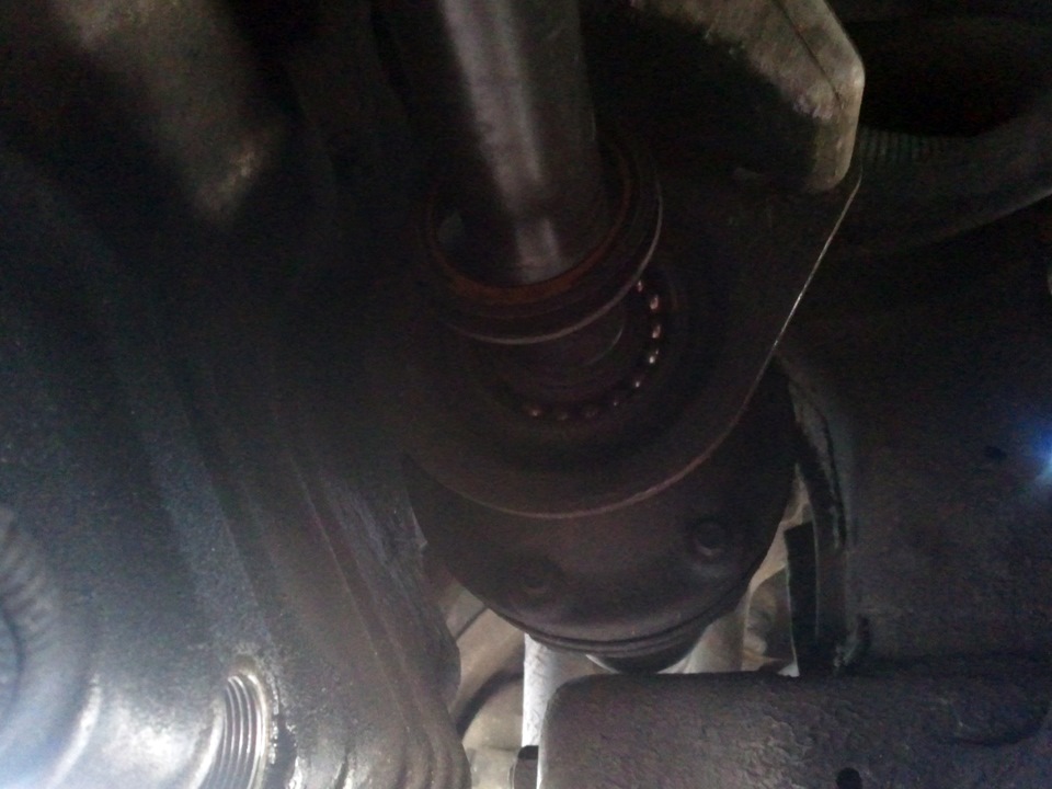 Подшипник подвесной полуоси VW T4 91- Фольксваген 02G409335A RotWeiss - Hodovik.