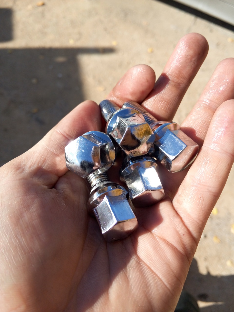 Чем чистить диски? Пылят колодки? Дорогие средства не помагают ...