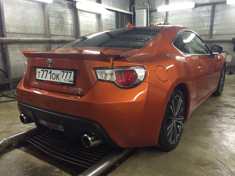 Toyota GT 86 — окраска переднего и заднего бампера. — Pit-Stop Color на ...