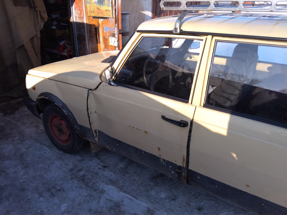 ДТП со снежным сугробом, ребят подкиньте идею, как выправить дверь ...