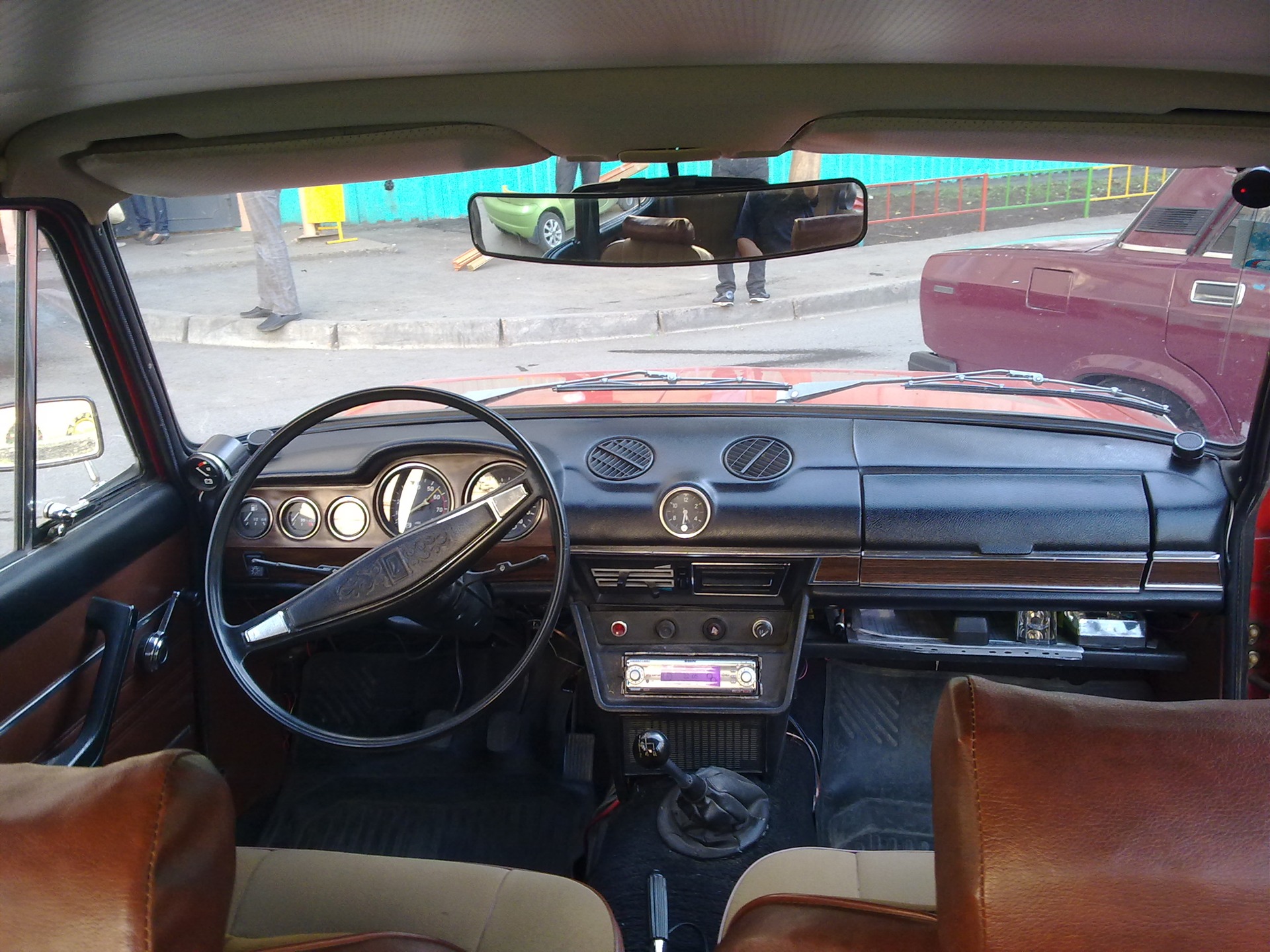 Kia sedan Brisa 1974 года