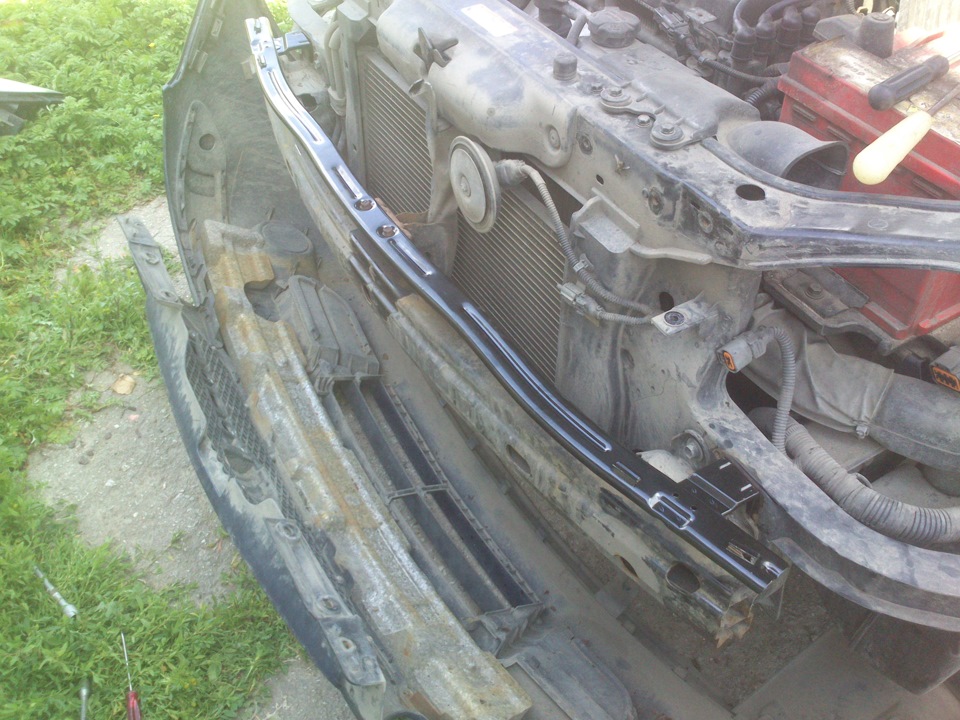 решётка для бампера противотуманок hyundai getz. хендай гетц снять бампер. хендай гетц снять бампер. хендай гетц снять бампер. хендай гетц снять бампер.