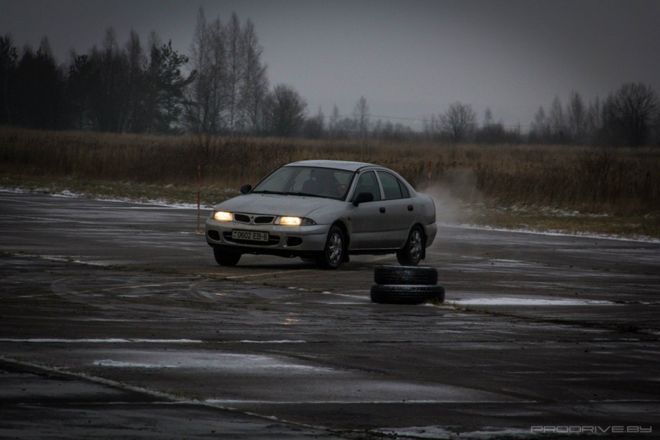 Фото в бортжурнале Mitsubishi Carisma