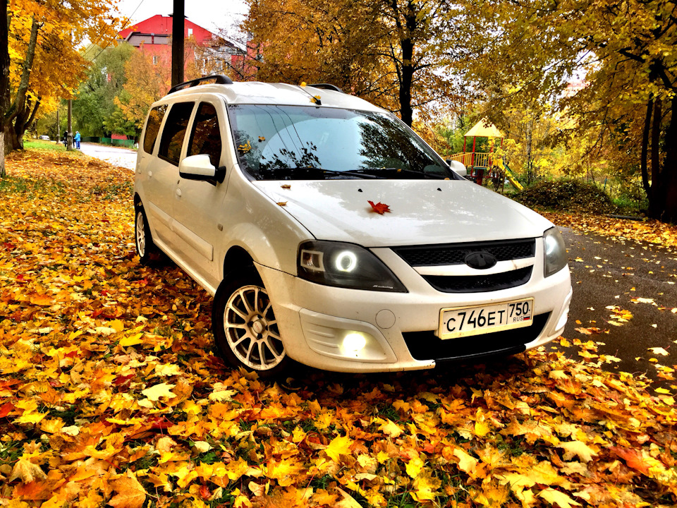 Осень осень … — Lada Ларгус, 1,6 л, 2014 года | просто так | DRIVE2