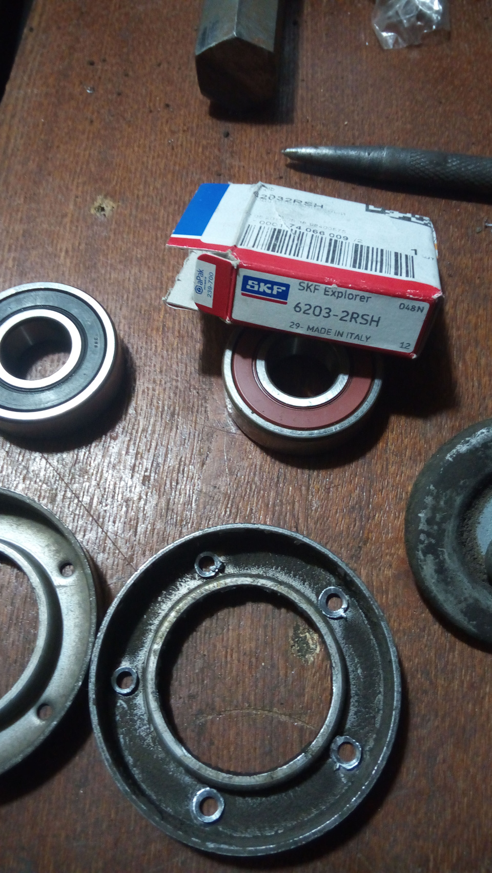 Замена подшипника натяжного ролика поликлинового ремня — DRIVE2