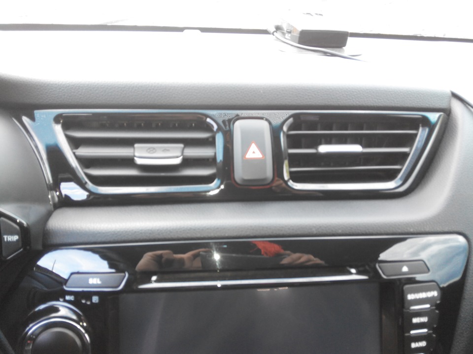 Покраска воздуховодов рояльным лаком. — KIA Rio (3G), 1,4 л, 2013 года ...