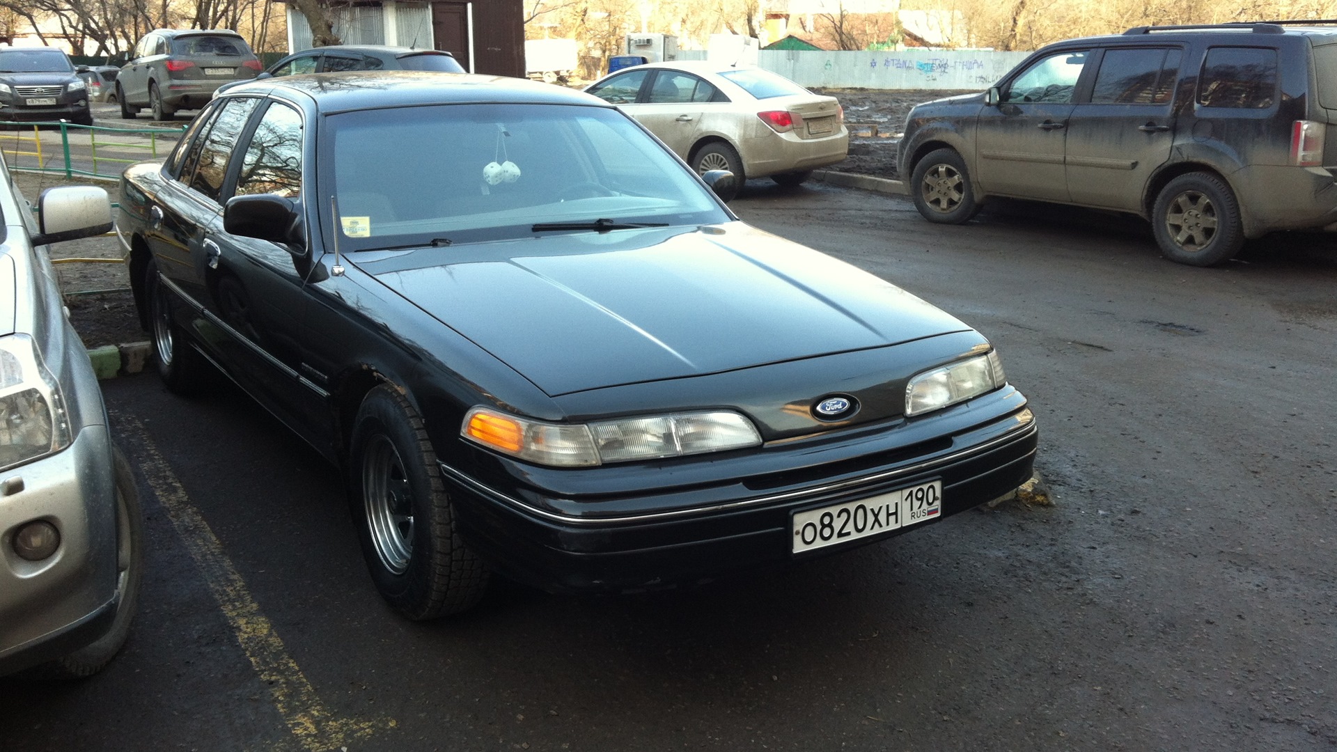 Ford Crown Victoria 4.6 бензиновый 1992 | Королева Виктория на DRIVE2