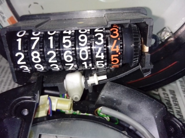 Спидометр: измеряет скорость, но не считает пробег. Часть 2 разбор ...