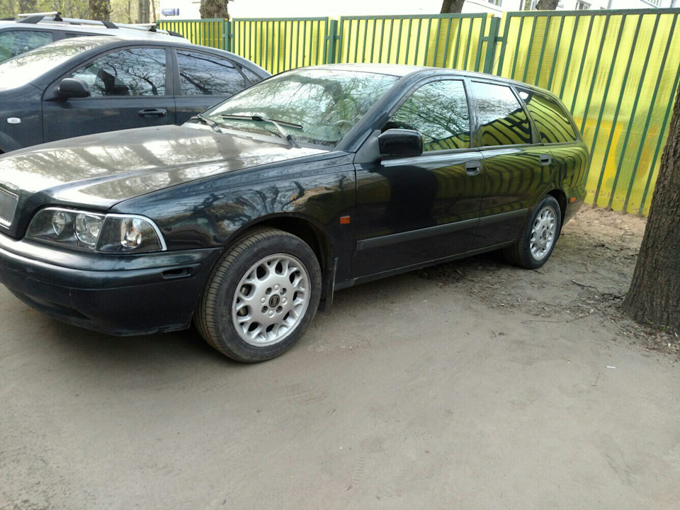 Немного звука — Volvo V40 (1G), 1,8 л, 1997 года | автозвук | DRIVE2