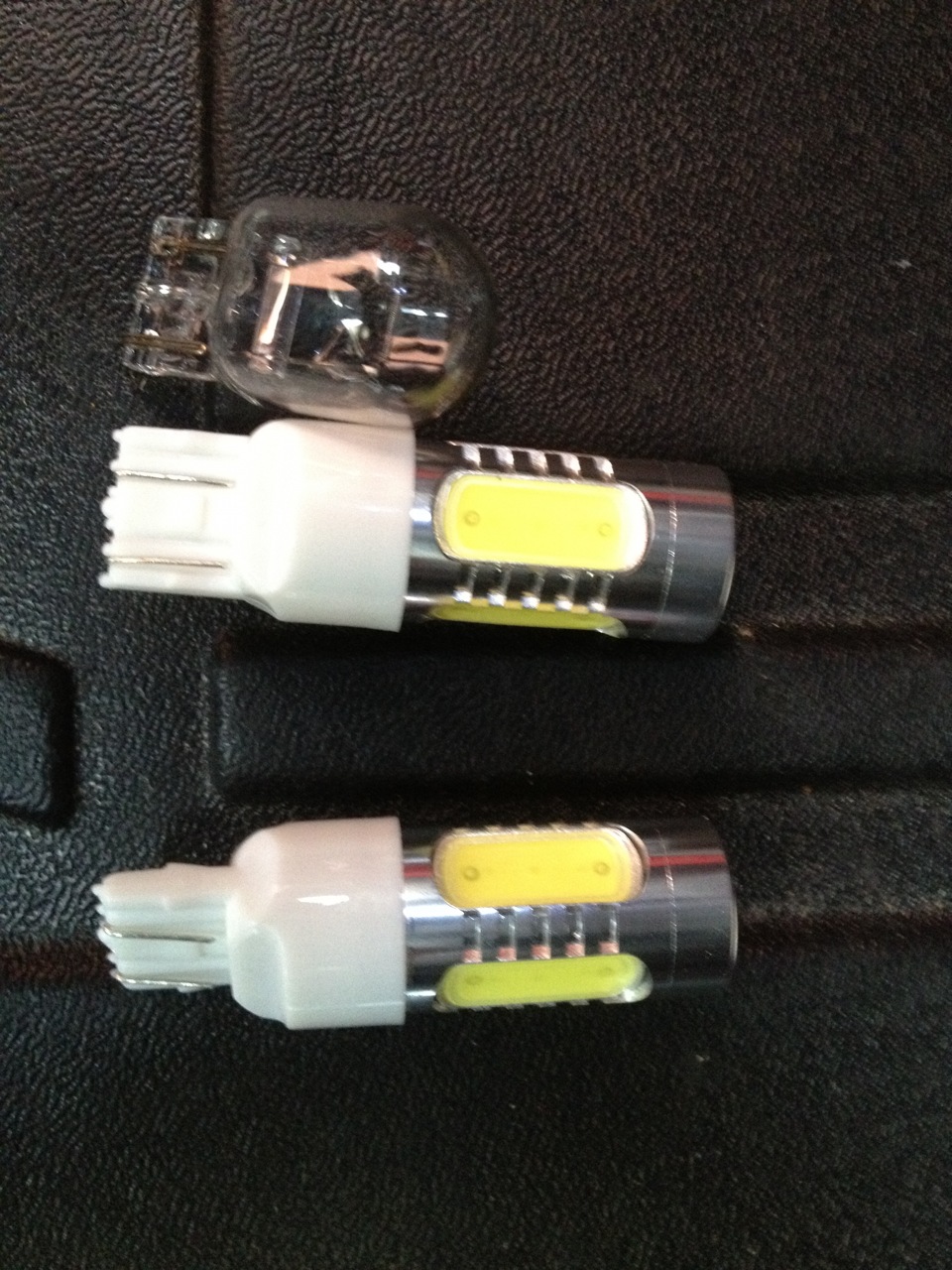 диодные лампы в хундай санта фе 2. задние габаритные огни lr260. светодиоды в задний ход ваз 2115. светодиодные лампы заднего хода киа сид 1. лампа заднего хода киа соул 2 2018 г.