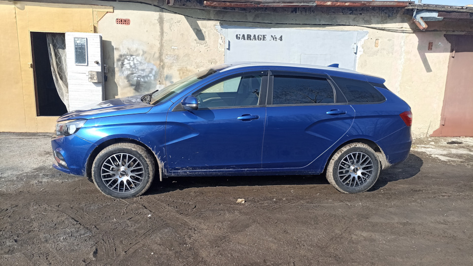 Lada Vesta SW