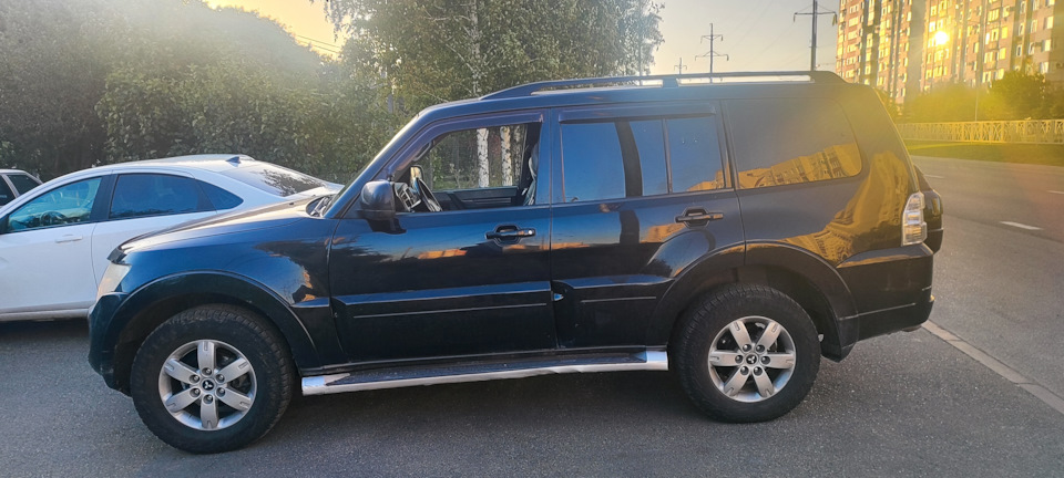 Фото в бортжурнале Mitsubishi Pajero (4G)