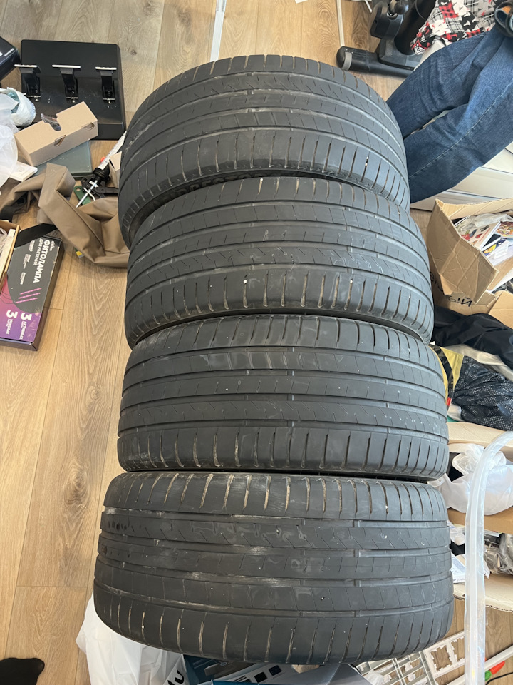 Шины летние Bridgestone 285/45 R20 на Audi Q8, Volkswagen Teramont. Б/у ...