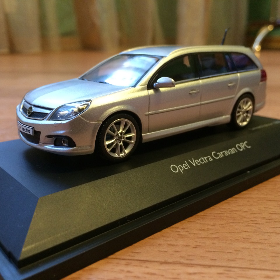 Моделька 1:43 КАРАВАН! — Opel Vectra C, 1,8 л, 2008 года | аксессуары |  DRIVE2