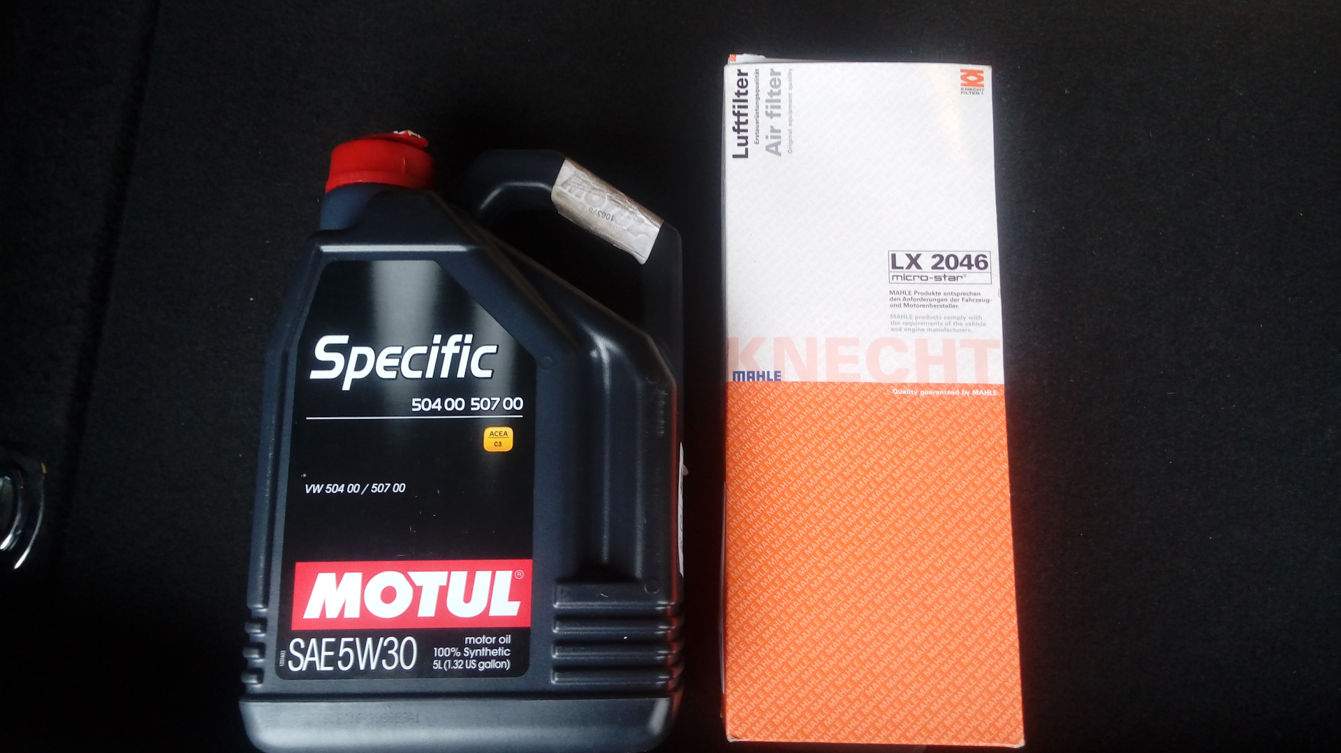Motul specific 5w30. Lx2046