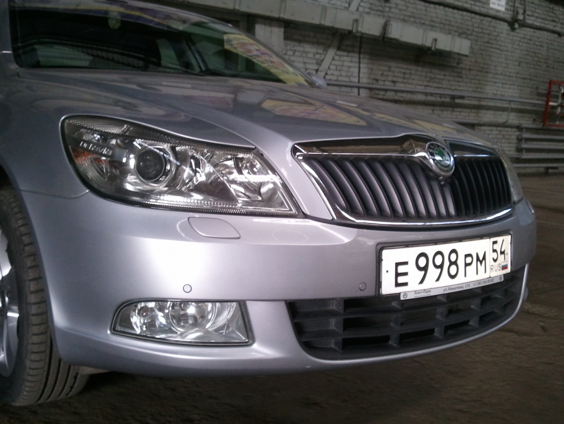 Установил передний парктроник. — Skoda Octavia A5 Mk2, 1,4 л, 2010 года |  аксессуары | DRIVE2