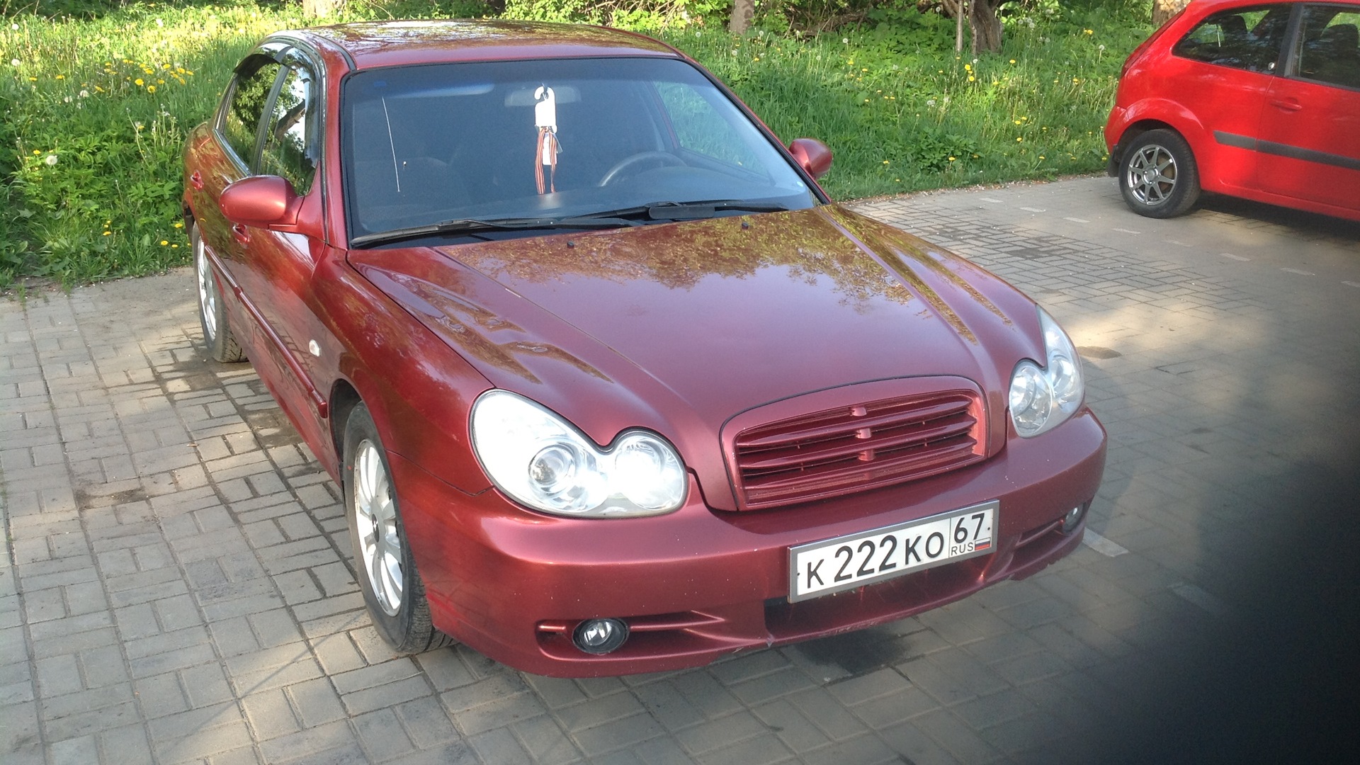 Красная соната. Хендай Соната 2005 красная. Hyundai Sonata EF 2.0. Хендай Соната 2008 красного цвета. Красная Соната Еф.