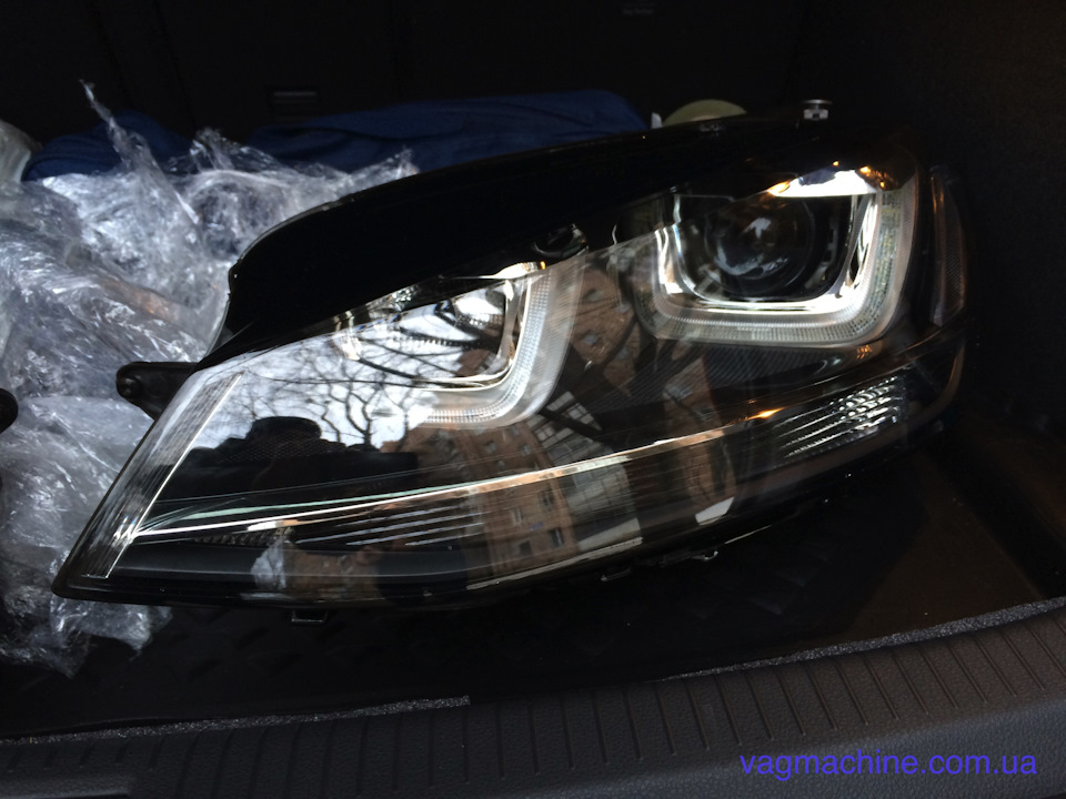 Левая — Volkswagen Golf Mk7