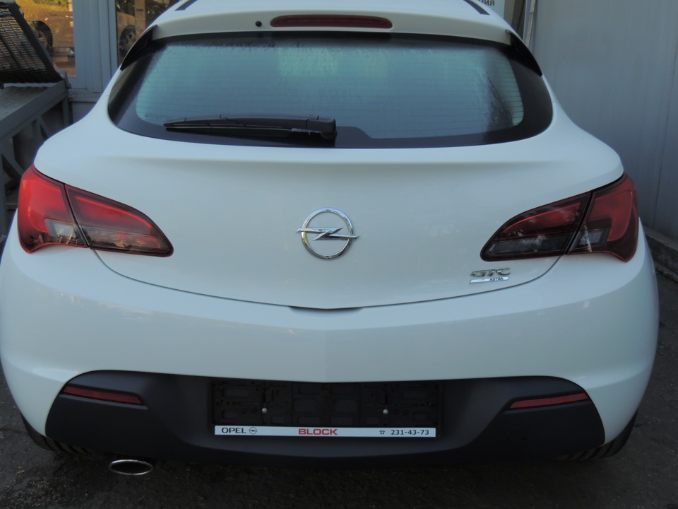 ФОТО 20.09.2012 — Opel Astra J GTC, 1,4 л, 2011 года | фотография | DRIVE2