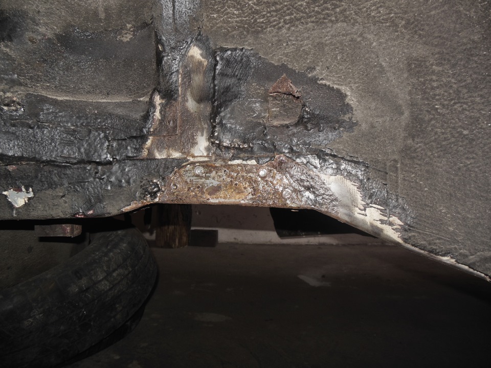 Ремонт чашки под пружину (Правая) Часть 1 — BMW 3 series (E30), 2,5 л ...