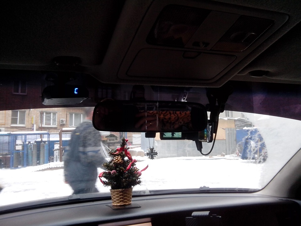 Убрал бардак с "висячими" проводами или подключение радар-детектора и ...