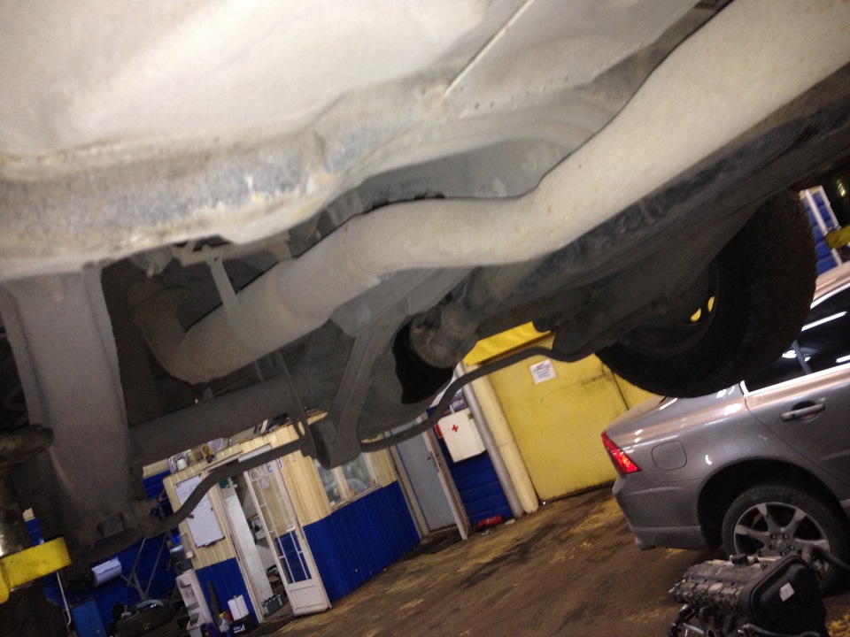 Фото прямоточной системы на штатной трубе. — Volvo 940, 2,3 л, 1998 ...