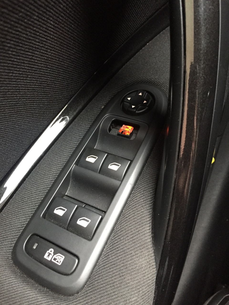 Нужна кнопочка на С5! (не актуально) — Citroen C5 (2G), 2,2 л, 2012 ...