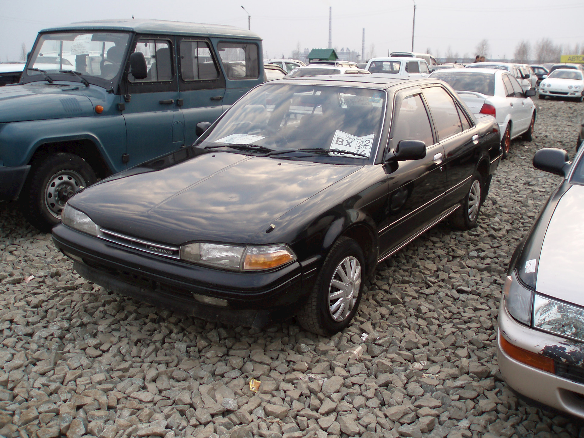 Nissan Carina