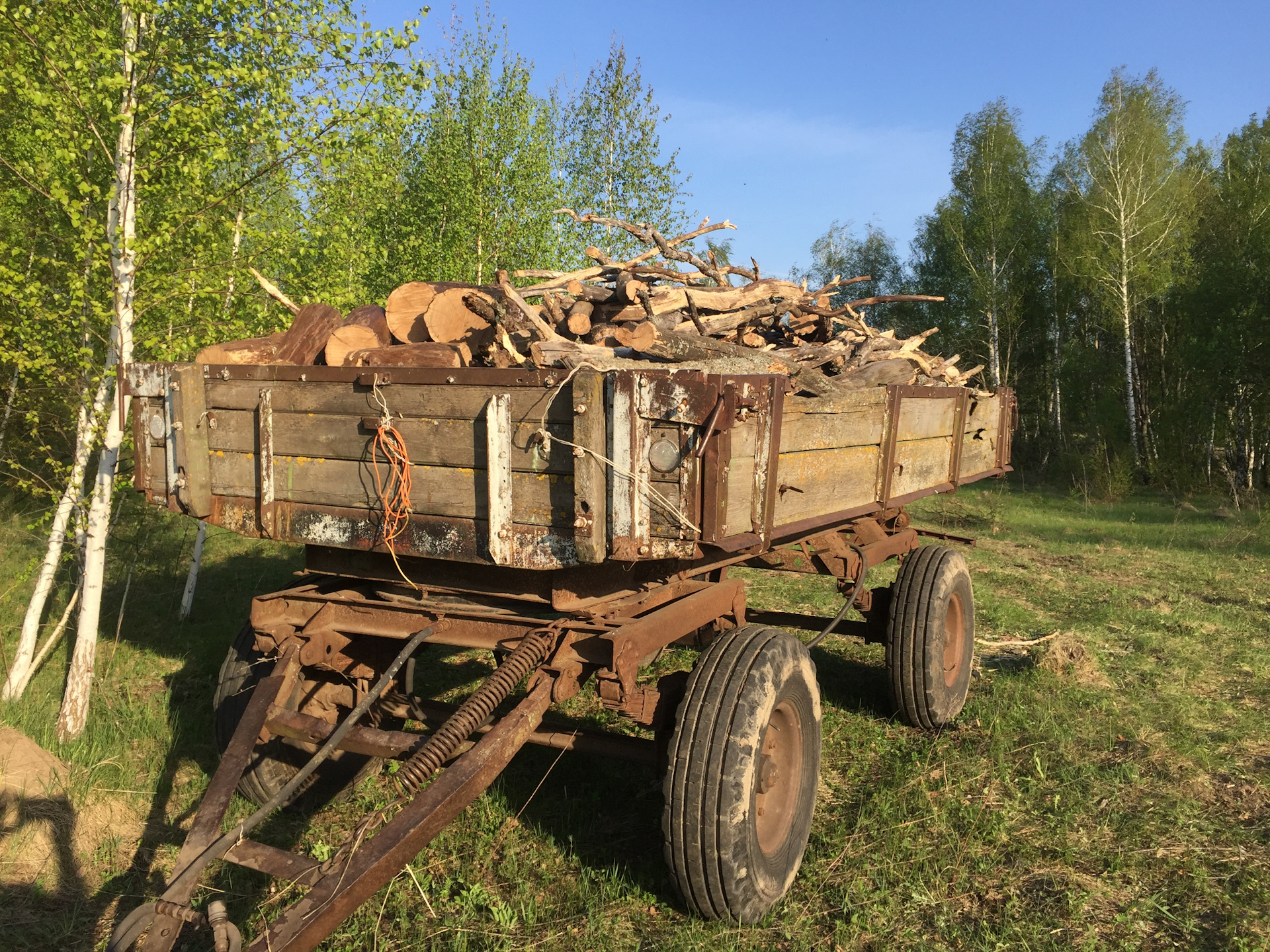 Прицеп дров фото