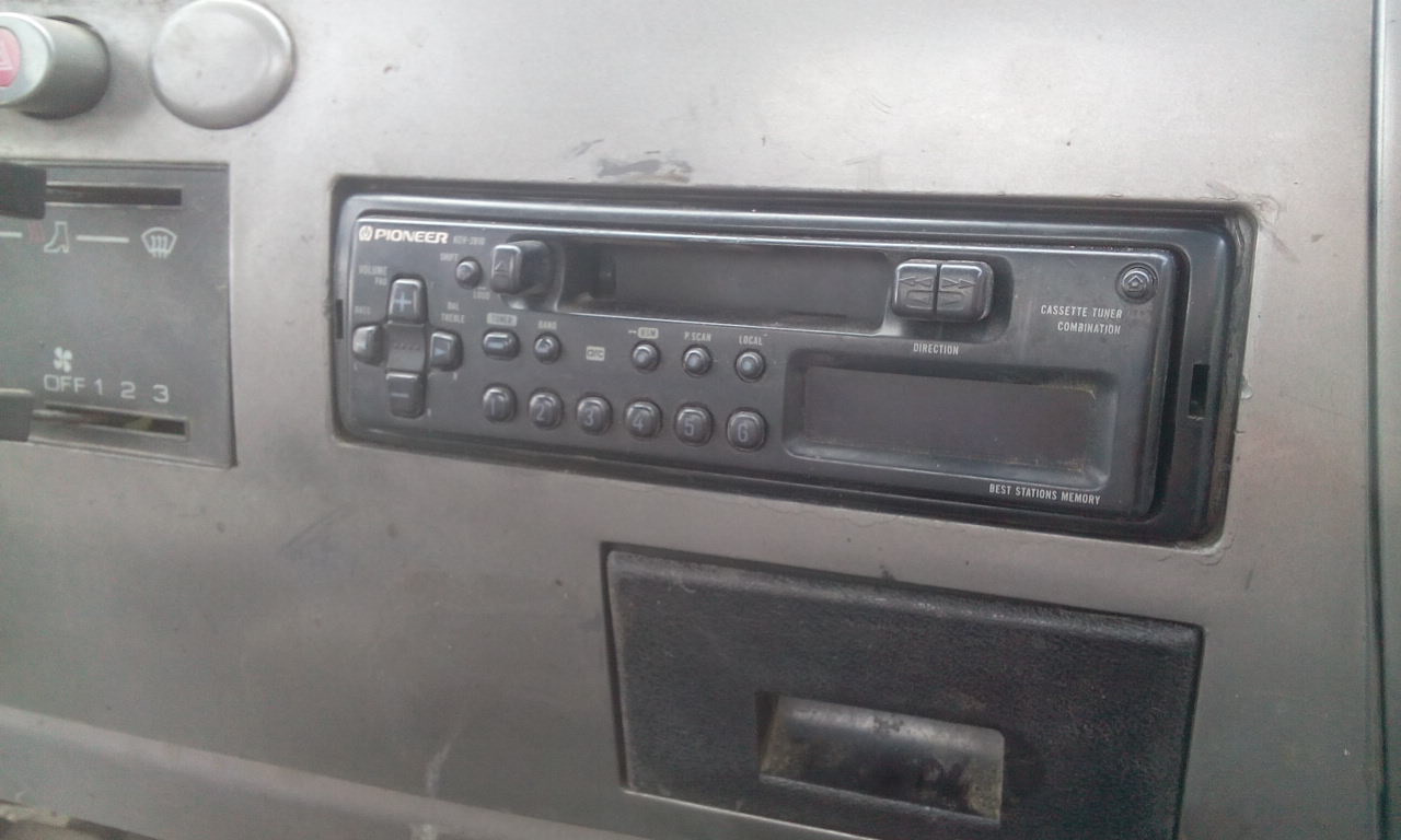 Еще немного красоты — FAW 1041, 3,2 л, 2008 года | автозвук | DRIVE2