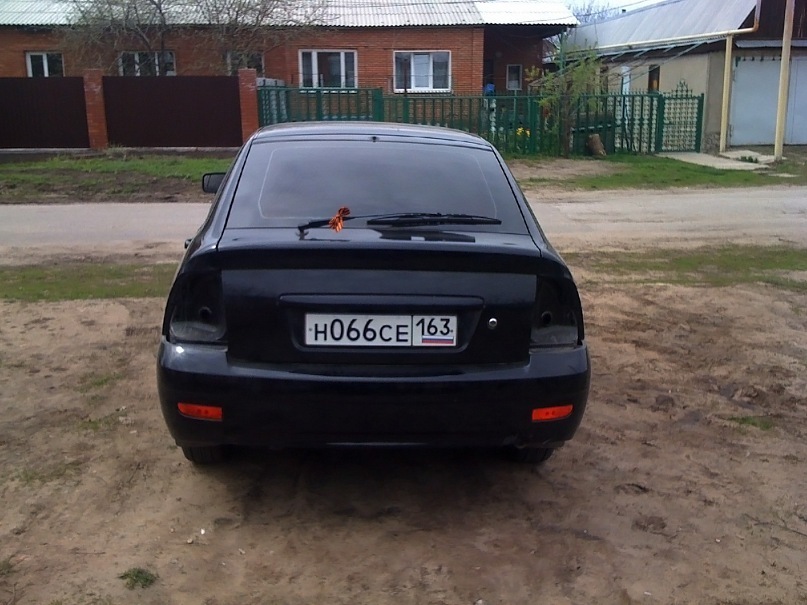 Задние фонари — Lada Приора хэтчбек, 1,6 л, 2010 года | стайлинг | DRIVE2