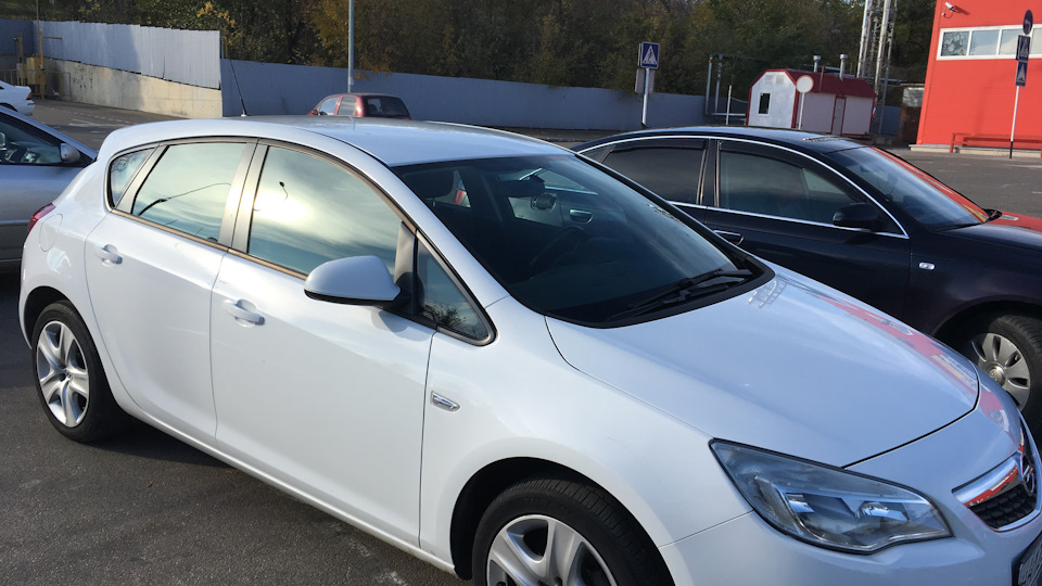 Хруст(щелчки) при торможении и газе. При переключении селектора АКПП ...