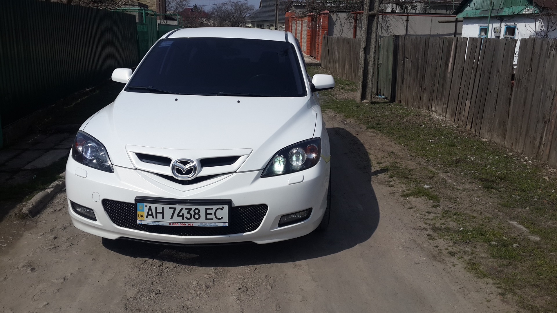 Мазда 3 бк установка лед. Мазда 3 бк линзы в дальний. две линзы мазда 3 бк. туманки с линзой для мазда 3 бк. линза мазда 3 бк.