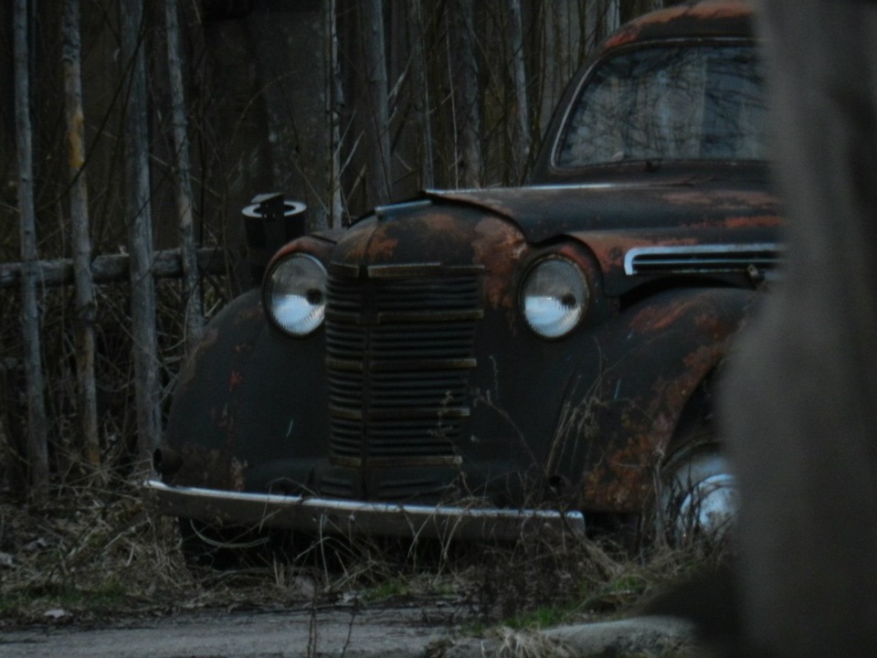 заброшенный Москвич 401 — Москвич 401, 1,4 л., 1954 года | фотография ...
