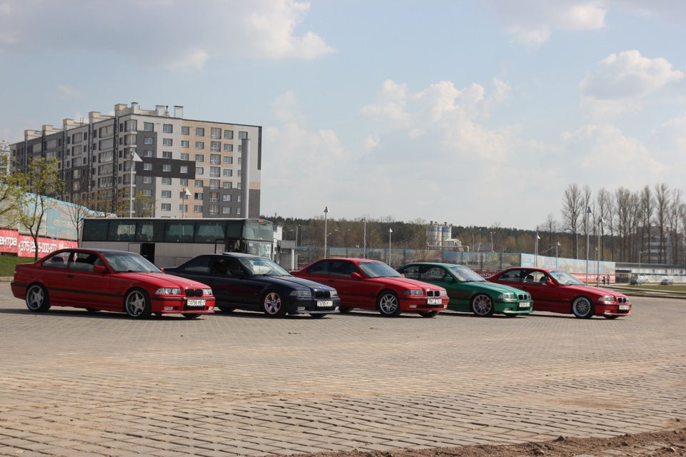 Выберите свой автомобиль LADA