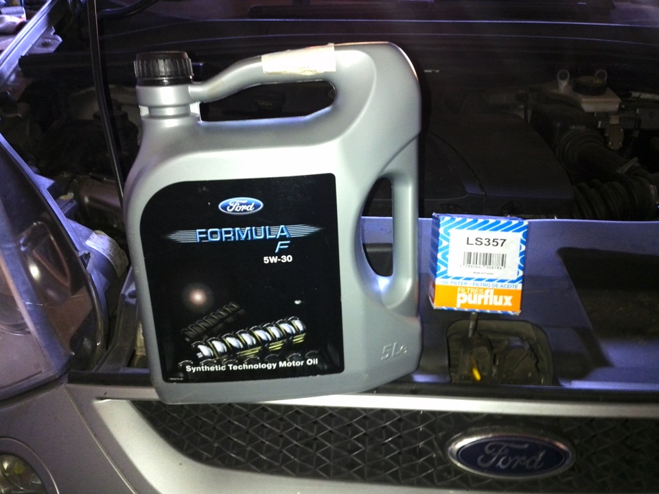 Заменить масло форд куга. Масло Форд s Max 2.0. Масляный фильтр на Форд с Макс 2.0 бензин. Форд с-Макс 2009 топливная присадка. Ls357 PURFLUX.