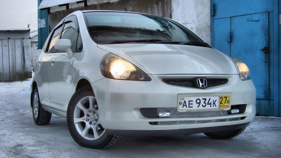 не заводится на холоде, неженка бл*ть — Honda Fit (1G), 1,3 л, 2002 ...
