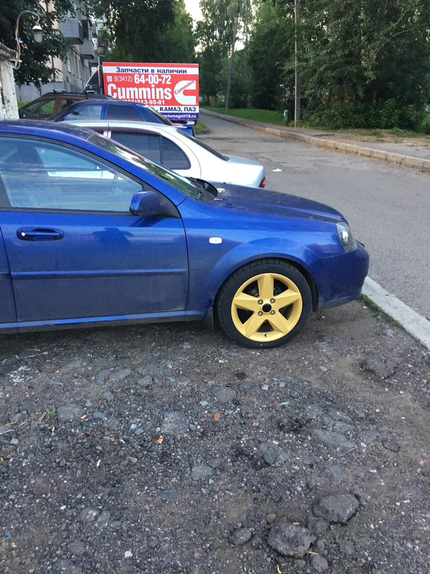 Chevrolet Lacetti синий хэтчбек r17 колеса