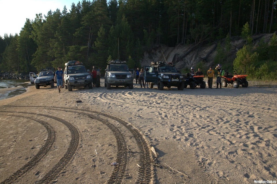 Бесов нос на машине. Бесов нос на машине. Дорога на бесов нос. Мыс бесов нос карелия на карте. Мыс бесов нос карелия.