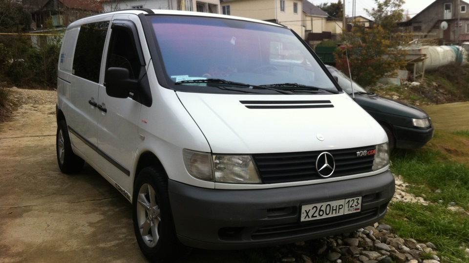 Горит спираль на приборке — Mercedes-Benz Vito (1G), 2,2 л, 2002 года ...