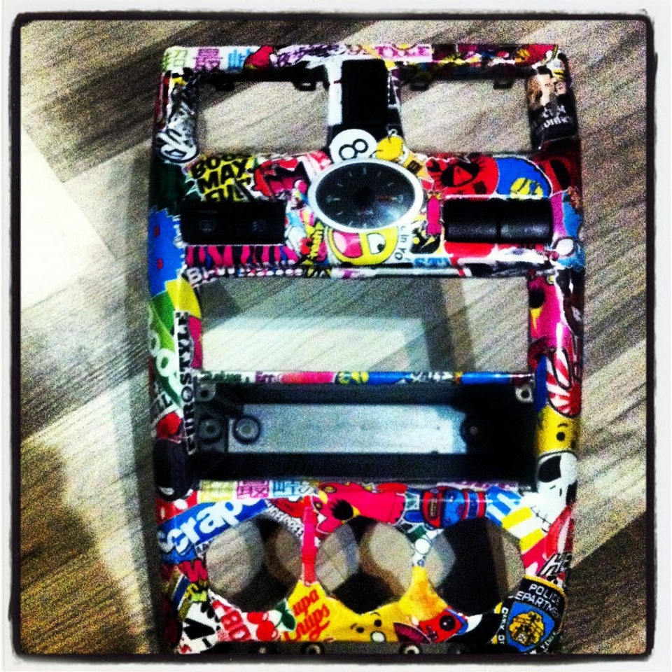 1. stiker bomb — Lada Приора хэтчбек, 1,6 л, 2010 года | стайлинг | DRIVE2