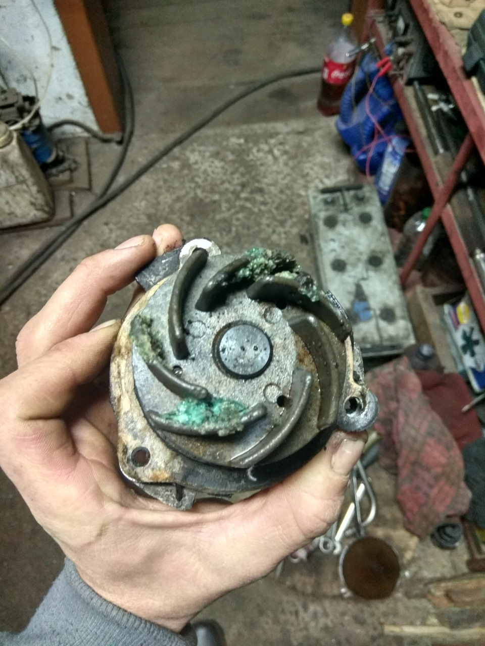 Тосол пол года 🤔🤔 — Lada 2108, 1,3 л., 1987 года | своими руками | DRIVE2