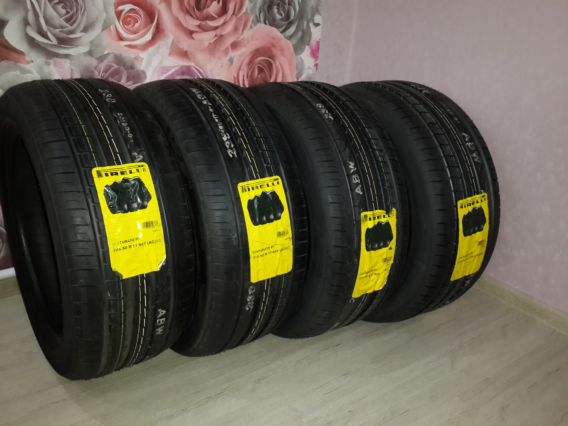 Pirelli energy 225 50 r17. Пирелли докатка. Шины на машину 5.Pirelli.