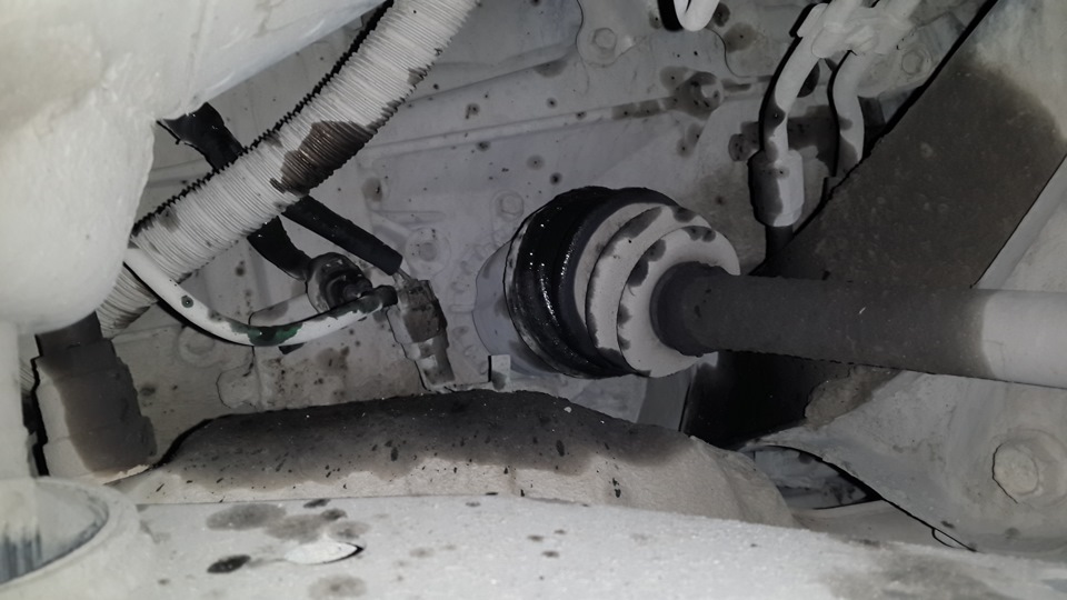 Подруга подкинула проблем )) — Subaru Outback (BP), 3 л, 2007 года ...