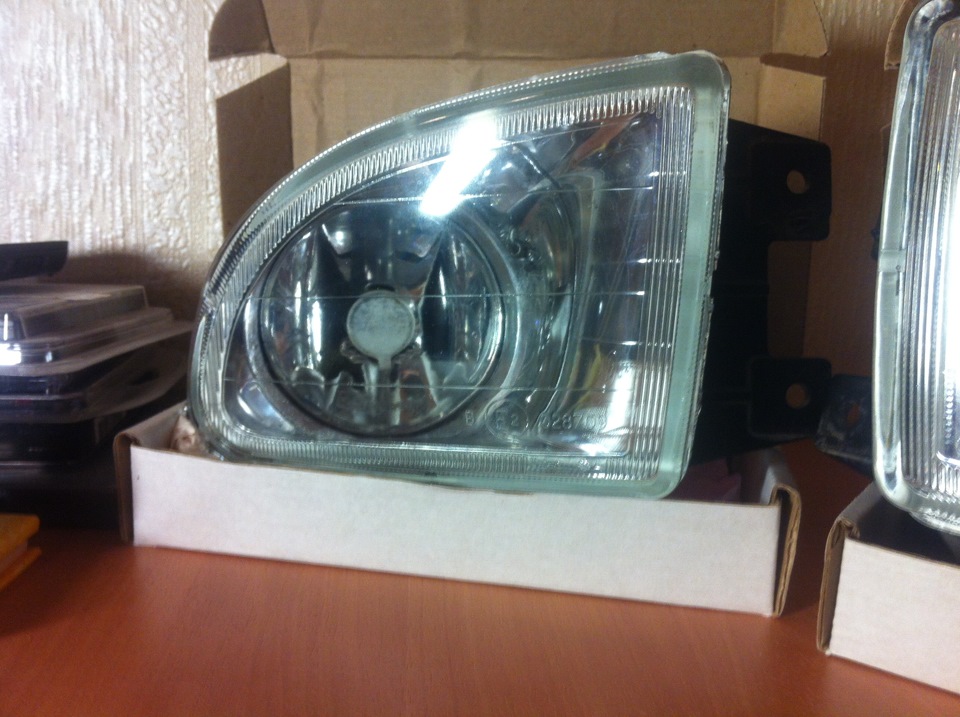 Купить Фары Передние Премьера Р11 Бу