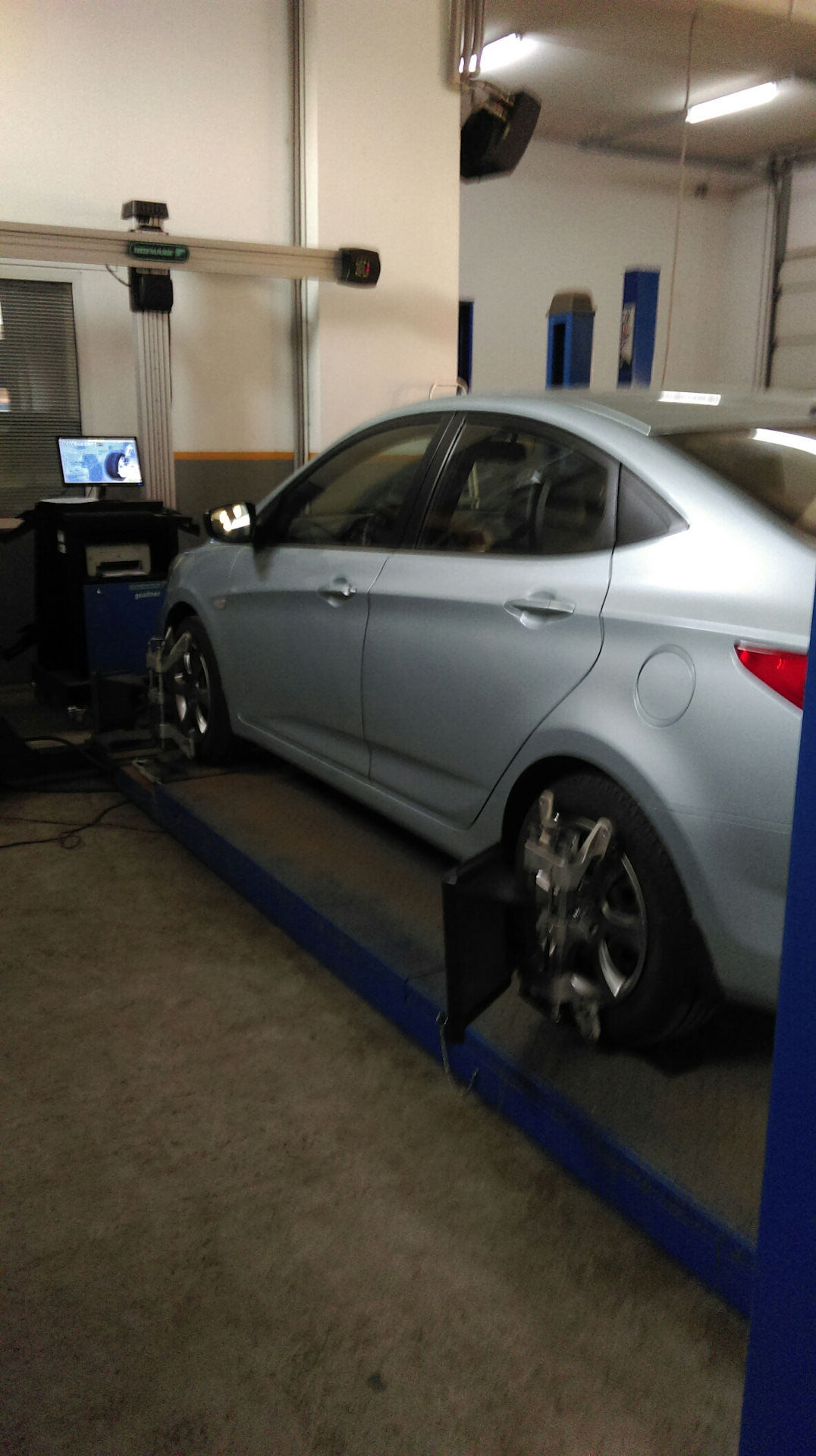 Регулировка схождения и переобувка)) — Hyundai Accent (4G), 1,4 л, 2011 ...