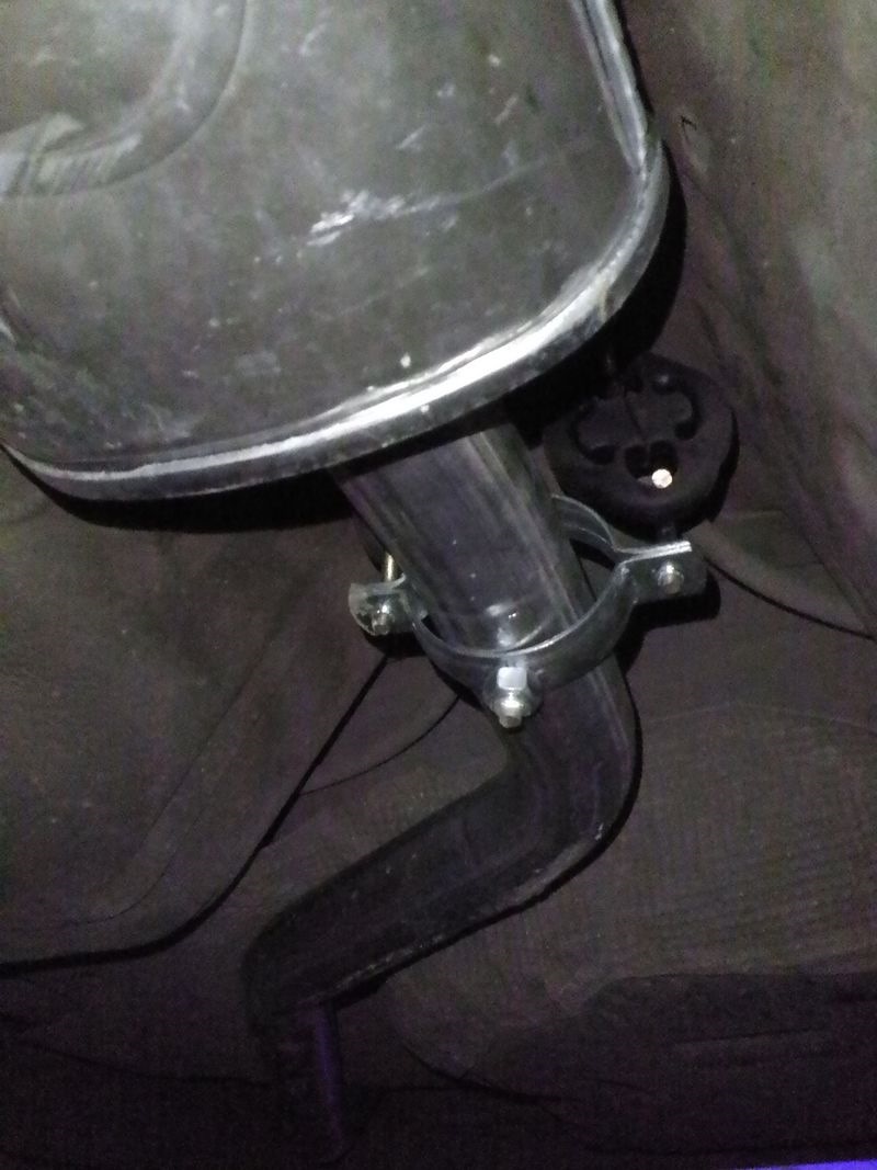 Глушитель, средний, резонатор. — Nissan Almera II (N16), 1,5 л, 2002 ...