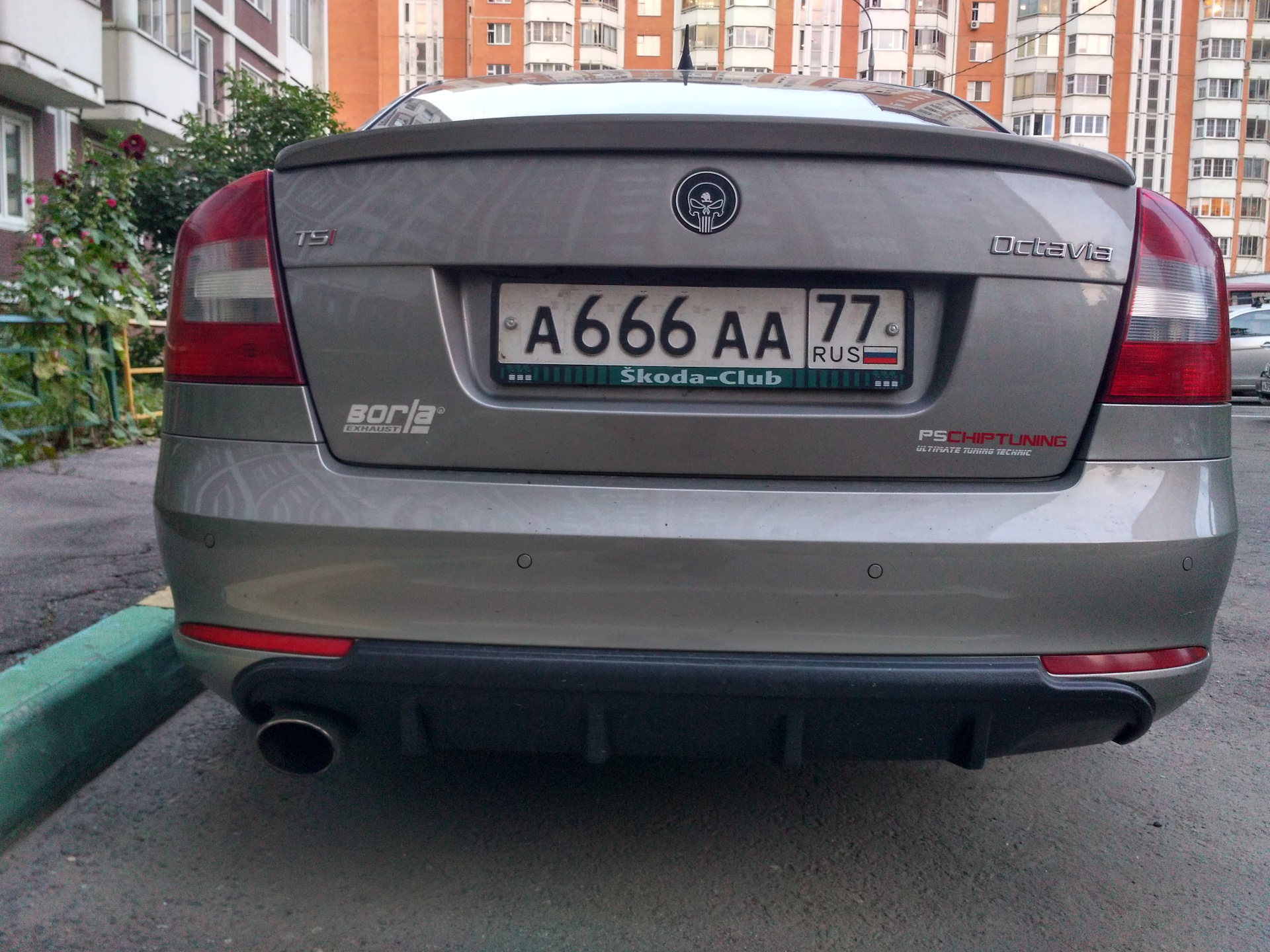 Задние фонари octavia a7. Диффузор skoda octavia a7 fl. Диффузор skoda octavia a5. Диффузор octavia. Диффузор задний skoda octavia a5 rs.