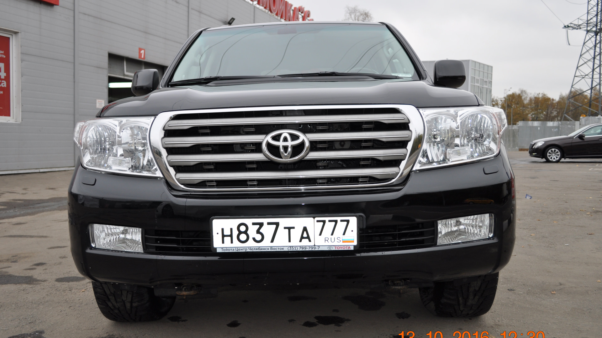 Продажа Toyota Land Cruiser 200 2008 (дизель, АКПП) — с историей  обслуживания — DRIVE2.RU