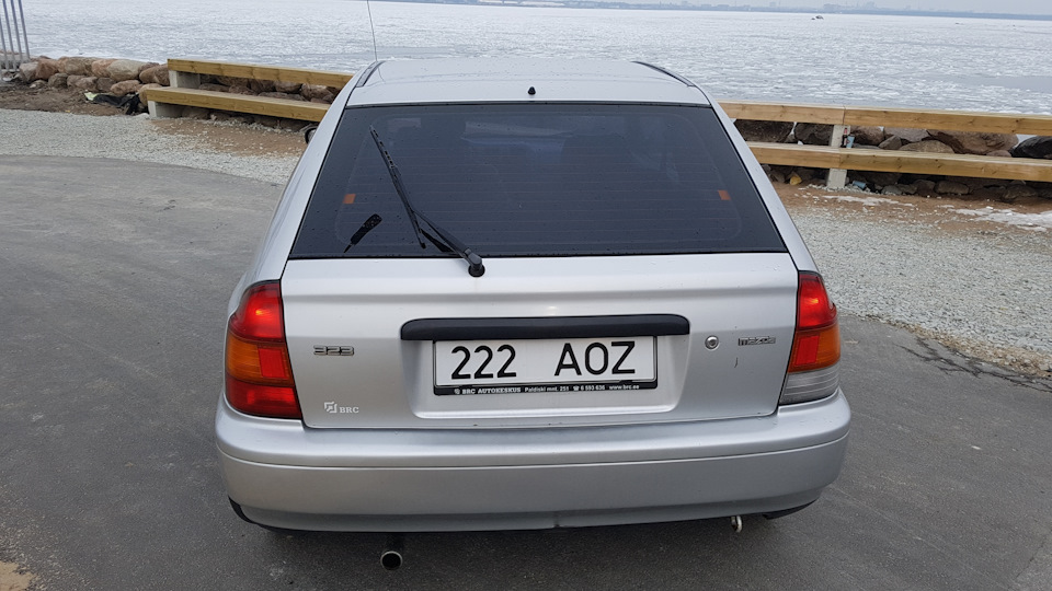 Фото в бортжурнале Mazda 323 V